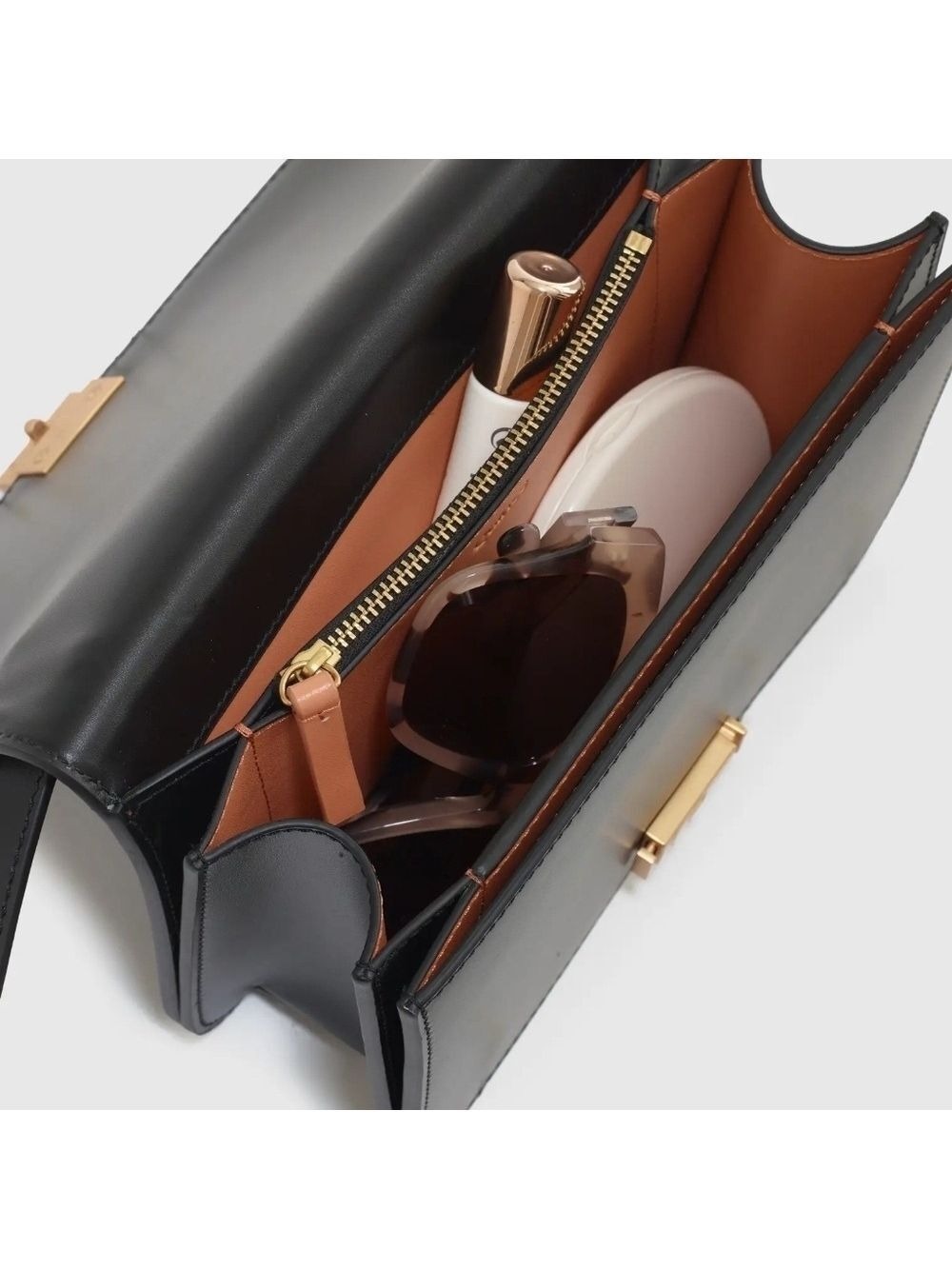 New Gorgeous. Our Italian Leather Black Box Shoulder Bag - Picture 4 of 7